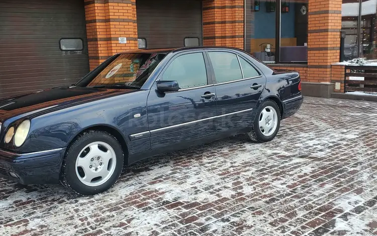 Mercedes-Benz E 280 1997 года за 3 700 000 тг. в Алматы