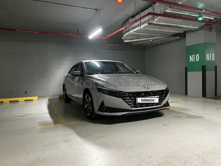 Hyundai Elantra 2021 года за 10 750 000 тг. в Астана – фото 4