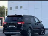 Kia Carnival 2016 годаүшін11 800 000 тг. в Астана – фото 3