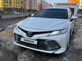 Toyota Camry 2019 года за 15 500 000 тг. в Астана