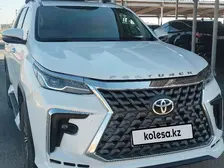 Toyota Fortuner, 2023