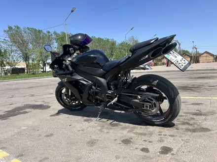 Yamaha  YZF-R1 2005 года за 2 200 000 тг. в Алматы – фото 2