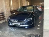 Hyundai Sonata 2021 года за 12 900 000 тг. в Алматы