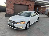 Volkswagen Passat 2014 года за 4 800 000 тг. в Атырау