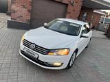 Volkswagen Passat 2014 года за 4 800 000 тг. в Атырау – фото 2