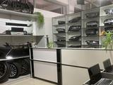 Дверь задняя Toyota за 199 000 тг. в Алматы