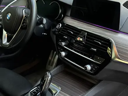 BMW 530 2017 года за 17 000 000 тг. в Алматы – фото 12