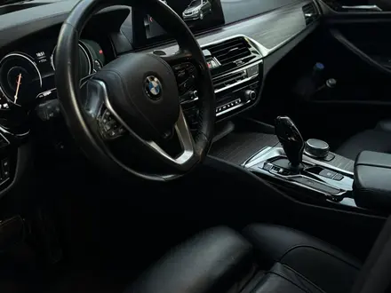 BMW 530 2017 года за 17 000 000 тг. в Алматы – фото 16