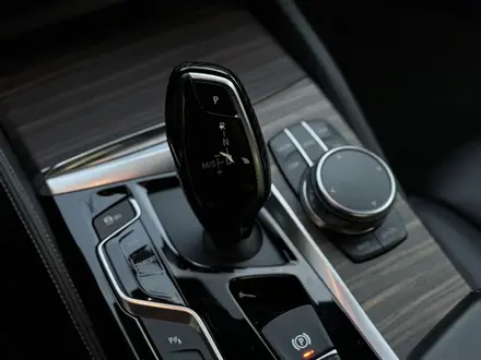 BMW 530 2017 года за 17 000 000 тг. в Алматы – фото 15