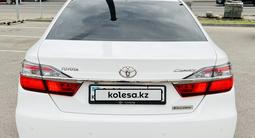 Toyota Camry 2017 года за 13 000 000 тг. в Алматы – фото 4