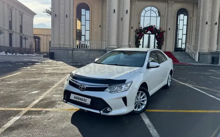 Toyota Camry 2017 годаfor11 850 000 тг. в Алматы