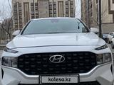 Hyundai Santa Fe 2021 года за 14 000 000 тг. в Атырау
