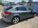 Chevrolet Cruze 2011 года за 2 800 000 тг. в Актобе – фото 5