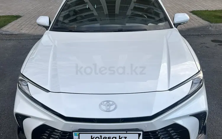 Toyota Camry 2024 года за 16 700 000 тг. в Шымкент