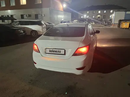 Hyundai Accent 2013 года за 3 600 000 тг. в Астана – фото 2