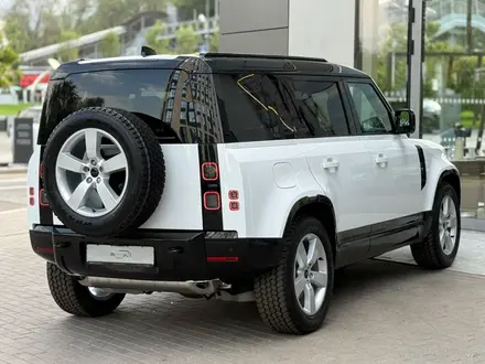 Land Rover Defender X-Dynamic SE 2026 года за 75 163 000 тг. в Алматы – фото 4