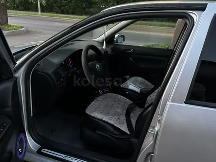 Volkswagen Golf 2001 года за 2 800 000 тг. в Астана – фото 6