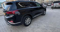 Hyundai Santa Fe 2019 года за 13 800 000 тг. в Актау – фото 4