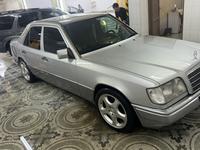 Mercedes-Benz E 320 1993 годаfor4 000 000 тг. в Алматы