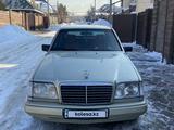 Mercedes-Benz E 230 1992 года за 1 800 000 тг. в Алматы