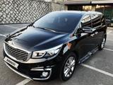 Kia Carnival 2017 года за 12 500 000 тг. в Шымкент