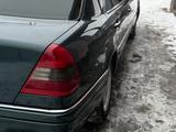 Mercedes-Benz C 200 1996 годаүшін2 250 000 тг. в Атырау – фото 2