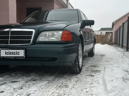 Mercedes-Benz C 200 1996 года за 2 800 000 тг. в Актобе – фото 17