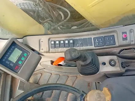 New Holland  Экскаватор самоходный (Германия) 2006 года за 15 000 000 тг. в Астана – фото 5