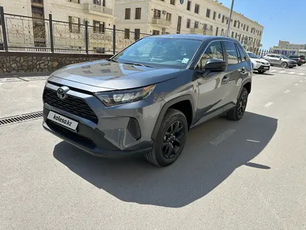 Toyota RAV4 2022 года за 16 500 000 тг. в Уральск