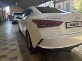 Hyundai Accent 2022 года за 7 500 000 тг. в Шымкент – фото 3