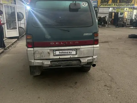 Mitsubishi Delica 1994 года за 1 100 000 тг. в Алматы – фото 3