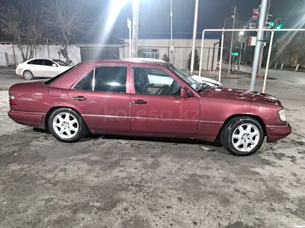 Mercedes-Benz E 280 1994 года за 2 000 000 тг. в Туркестан