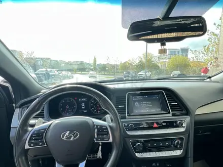 Hyundai Sonata 2018 года за 7 500 000 тг. в Шымкент – фото 18