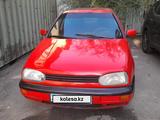 Volkswagen Golf 1993 года за 1 050 000 тг. в Алматы