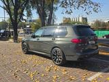 BMW X7 2021 года за 58 000 000 тг. в Алматы – фото 2