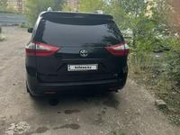 Toyota Sienna 2015 года за 13 000 000 тг. в Астана