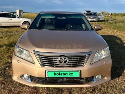 Toyota Camry 2012 года за 8 300 000 тг. в Астана – фото 2