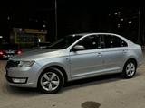 Skoda Rapid 2013 года за 4 100 000 тг. в Караганда