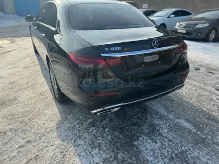 Mercedes-Benz E 300 2023 года за 32 000 000 тг. в Алматы – фото 4