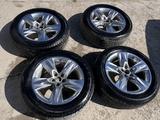 Диски поерышка Highlander limited 245/55R19 оригинал за 290 000 тг. в Актау