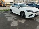 Toyota Camry 2018 года за 13 999 999 тг. в Семей