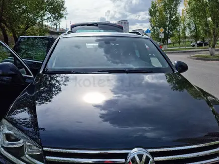 Volkswagen Touareg 2015 года за 17 800 000 тг. в Астана – фото 4