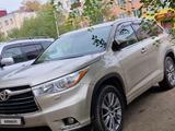 Toyota Highlander 2014 года за 17 000 000 тг. в Кокшетау – фото 2