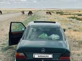 Mercedes-Benz E 200 1993 года за 900 000 тг. в Караганда