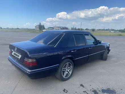 Mercedes-Benz E 280 1994 года за 3 300 000 тг. в Павлодар – фото 5