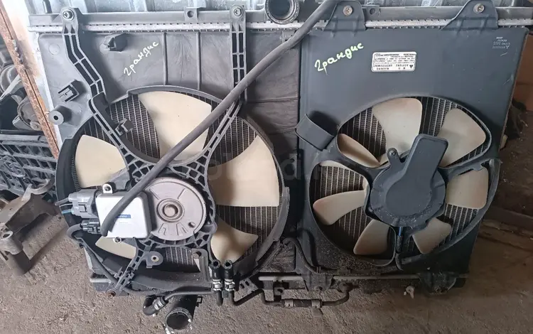 Радиатор с вентиляторами! за 30 000 тг. в Алматы