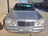 Mercedes-Benz E 280 1996 годаүшін3 300 000 тг. в Жанаозен