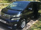 Toyota Alphard 2012 года за 13 900 000 тг. в Алматы