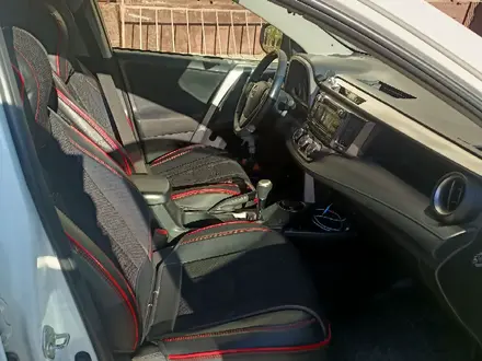Toyota RAV4 2013 года за 9 000 000 тг. в Актобе – фото 5