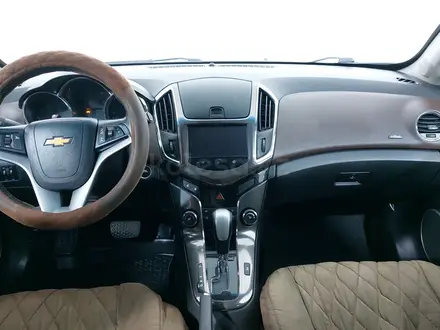 Chevrolet Cruze 2012 года за 2 490 000 тг. в Караганда – фото 14